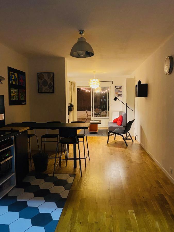 Appartement Grand studio de 38m2 et cour indépendante de 25m2 dont wifi et Netflix à Montpellier Extérieur photo